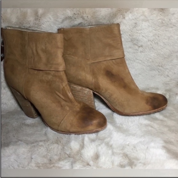 ‼️THRIFT ALERT MAKE OFFER Rag & Bone Classic Newbury Boots Ankle
Booties 9.5 - Picture 7 of 9